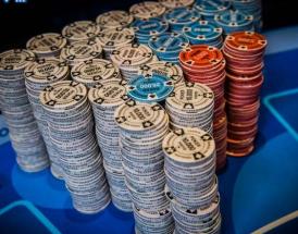 12 Möglichkeiten, Poker ohne Pokerchips zu spielen!