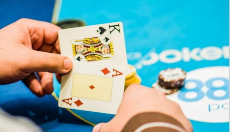 Asse beim Poker - So spielen Sie diese Hände erfolgreicher!