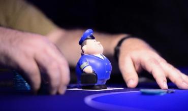 888poker unterstützt Charity-Gala vom Cup der Legenden